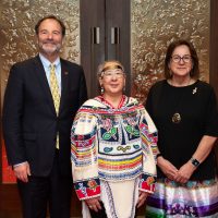 4 new independent senators sworn in